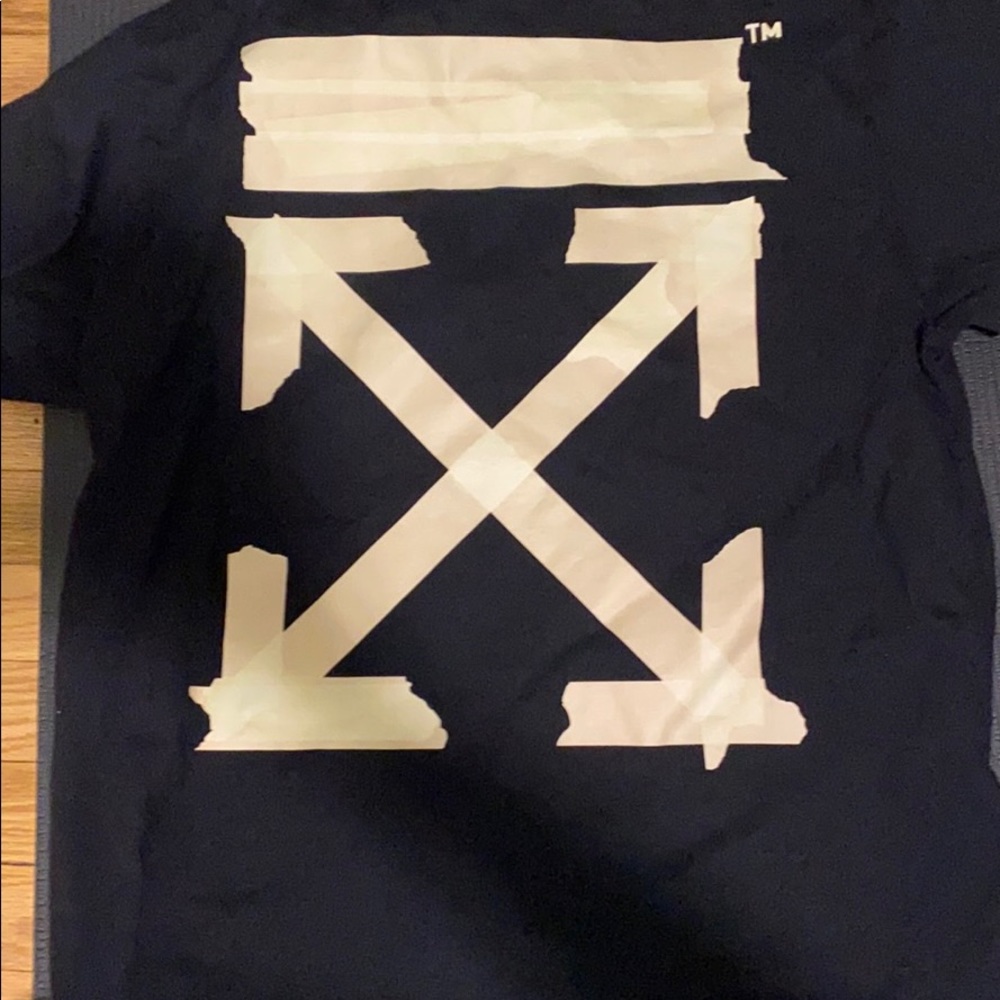Off white t shirt used
